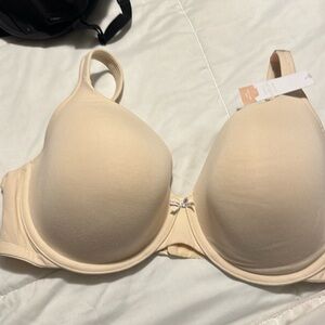 Women’s bra 42DD